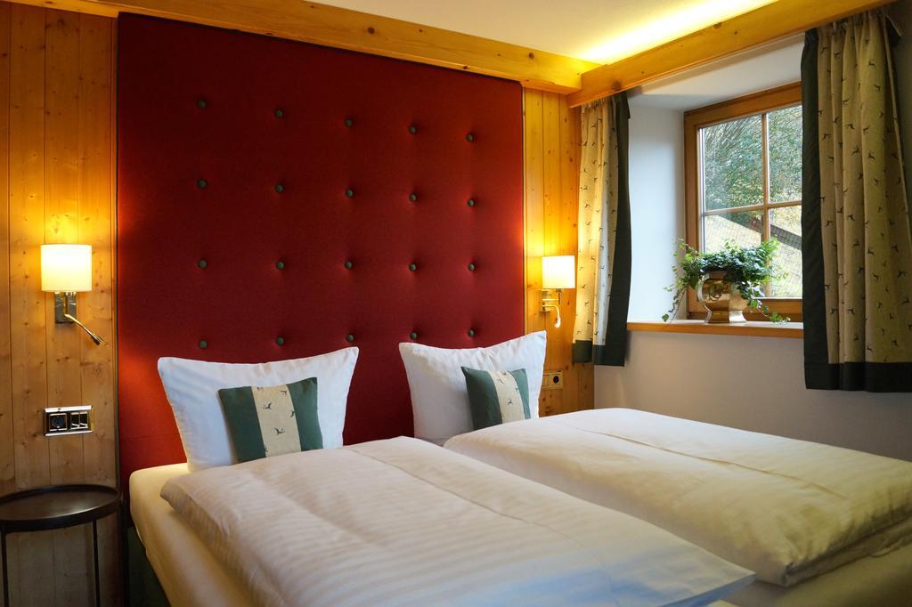 Landhaus Alpina Guest House Mittersill Room photo