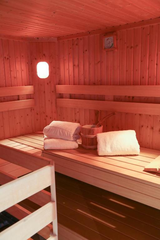 Landhaus Alpina Guest House Mittersill Exterior photo
